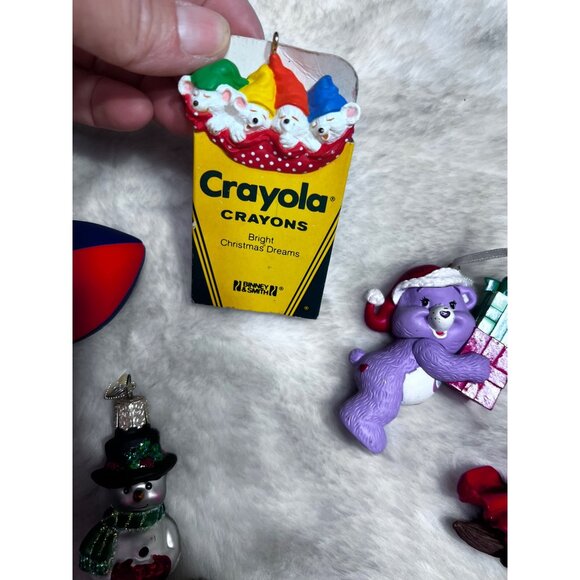 Disney Set Of 6 Christmas Tree Ornaments Featuring Disney & Crayola Hallmark The - Picture 12 of 15